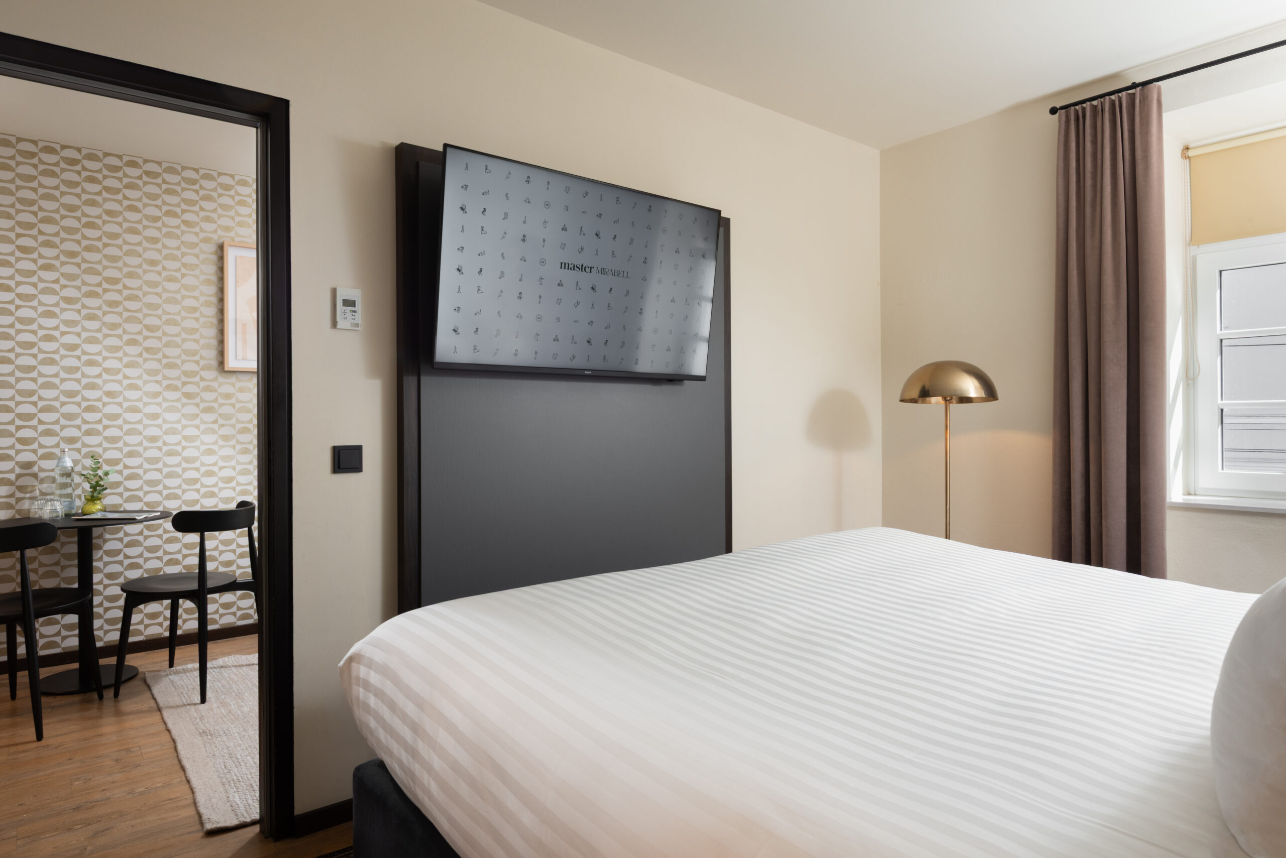 Cosy bedroom - Sitting area - Compact One Bedroom Apartment